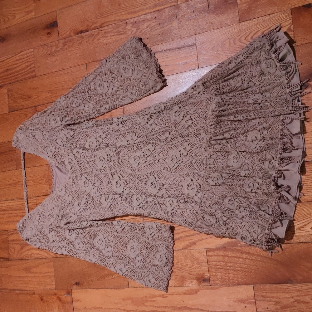 ☕Lace Bell Sleeve Tan Dress
